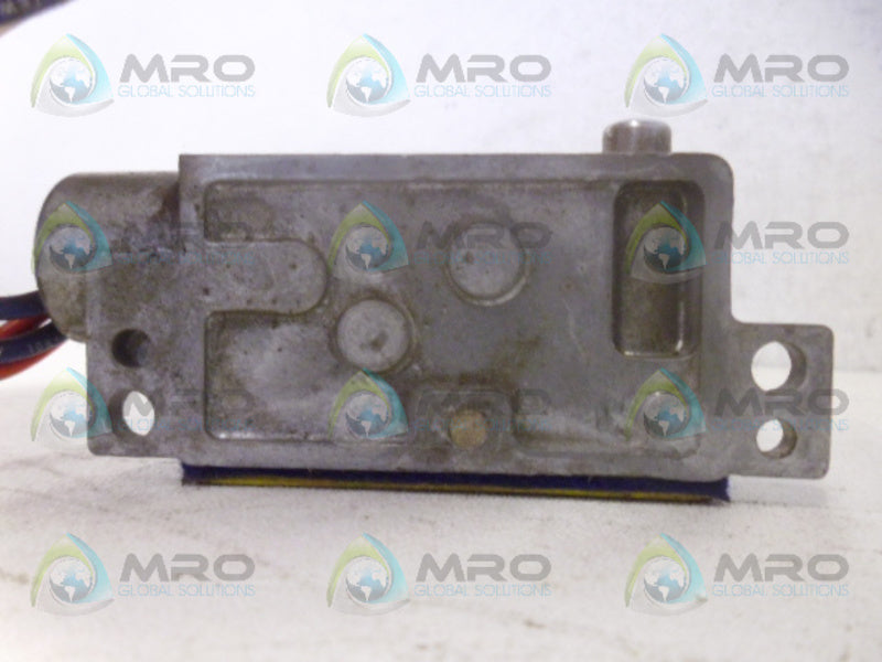 MICROSWITCH 1LN1-5-LH LIMIT SWITCH *USED*