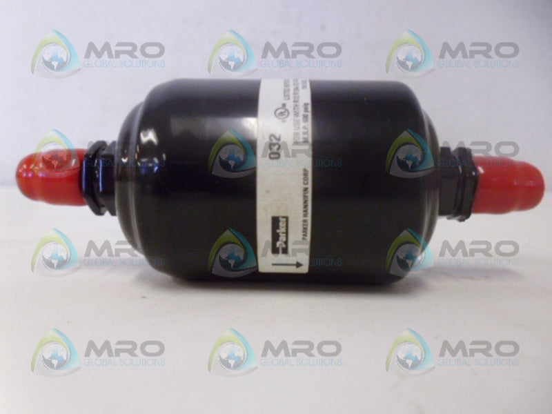 PARKER 032 LIQUID LINE FILTER DRYER *NEW NO BOX*