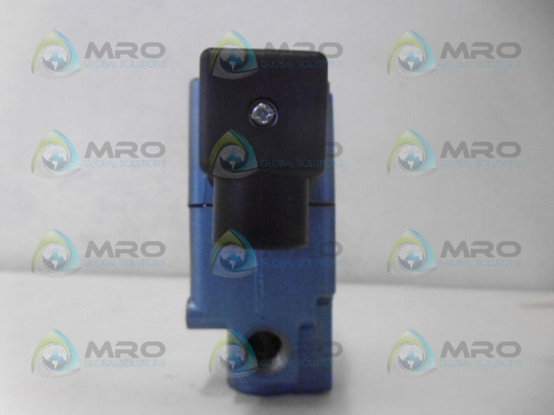 MAC 225B-781JA VALVE *NEW NO BOX*