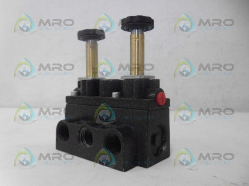 ARO A712SD-12-A-M SOLENOID VALVE *NEW NO BOX*