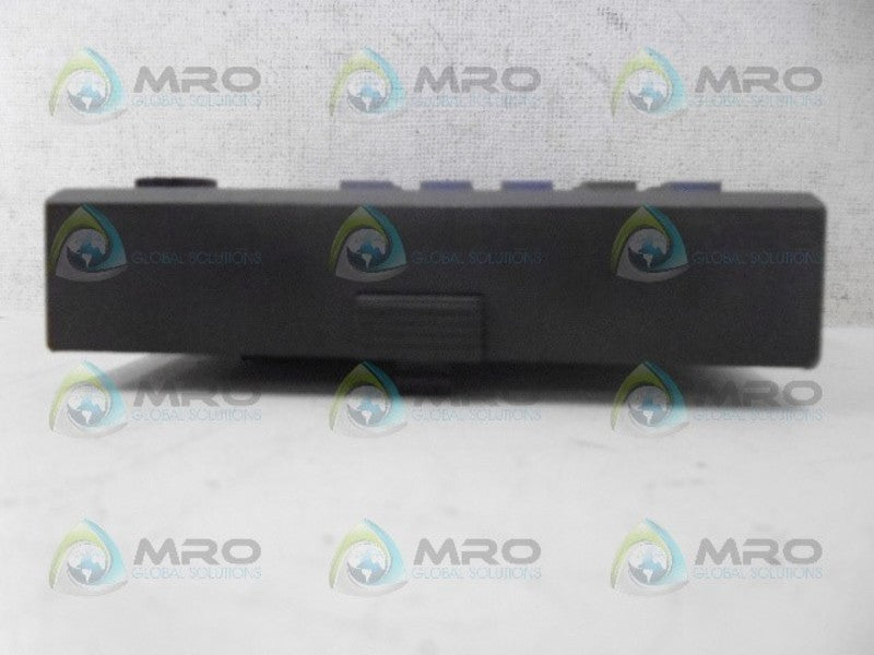 GE FANUC IC610PRG105B PROGRAMMABLE CONTROLLER (NO KEY) *NEW NO BOX*