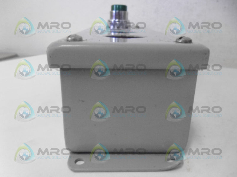 HUBBELL PB-4 PUSHBUTTON ENCLOSURE (AS PICTURED) UNMP