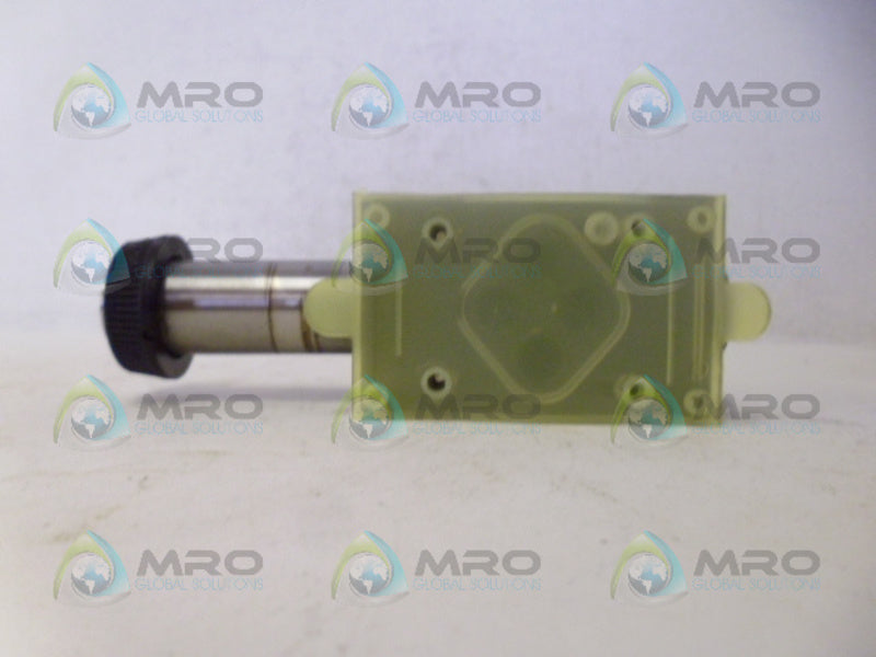 VICKERS DG4V-3-2A-M-U-B6-60 SOLENOID VALVE (AS PICTURED) UNMP