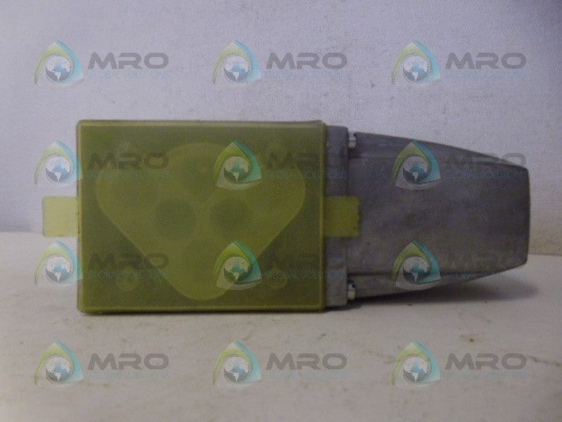 VICKERS 297245-DG4S4-0160-50 DIRECTIONAL VALVE (AS PICTURED) NSNP