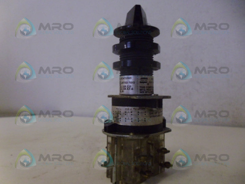 CROUSE-HINDS EMPS089 3 POSITION OPERATOR SWITCH MODULE NSNP