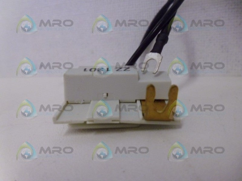 SIEMENS 3TX7402-3A SURGE SUPPRESSOR UNMP