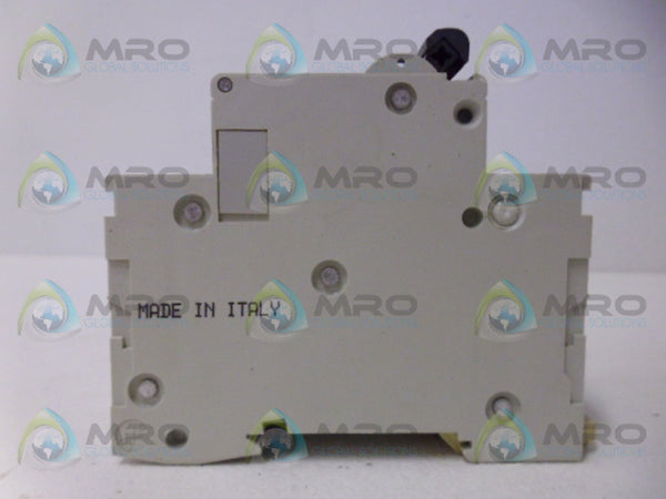 MERLIN GERIN C60H C25 CIRCUIT BREAKER 3P 25A UNMP