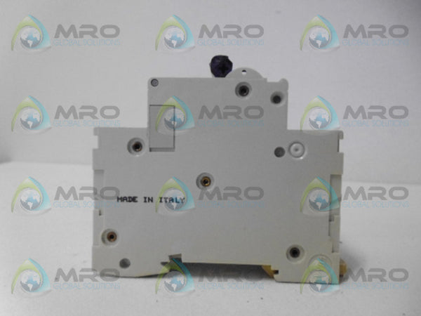 MERLIN GERIN C60HC C32 CIRCUIT BREAKER 2P 32A NSNP