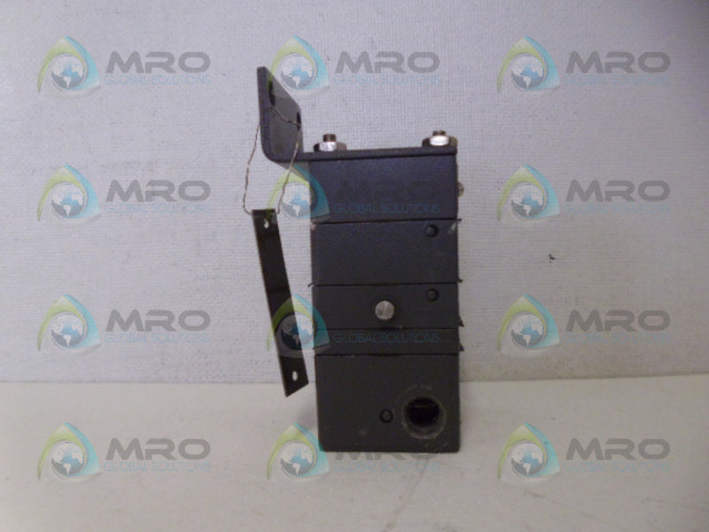 MOORE 612 M405130 QH PNEUMATIC PRESSURE RELAY UNMP