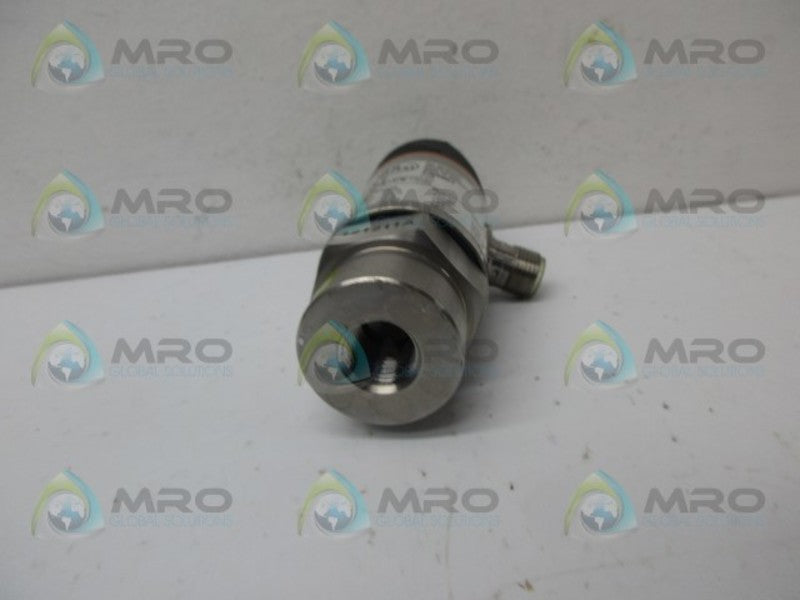 IFM EFECTOR PN5207 PRESSURE SENSOR W/DIGITAL DISPLAY UNMP