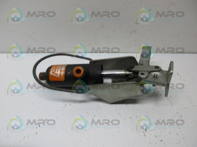 LAPEER MFG. AO-201 HYDRAULIC CLAMP UNMP