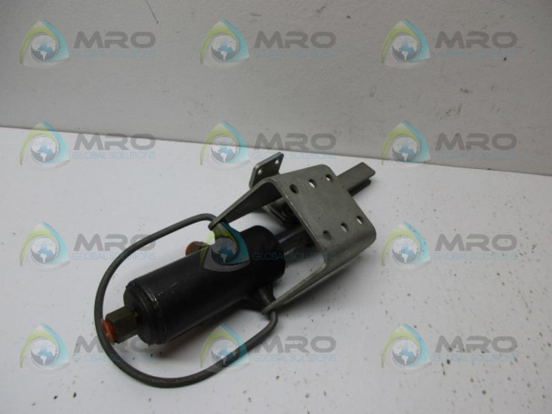 LAPEER MFG. AO-201 HYDRAULIC CLAMP UNMP