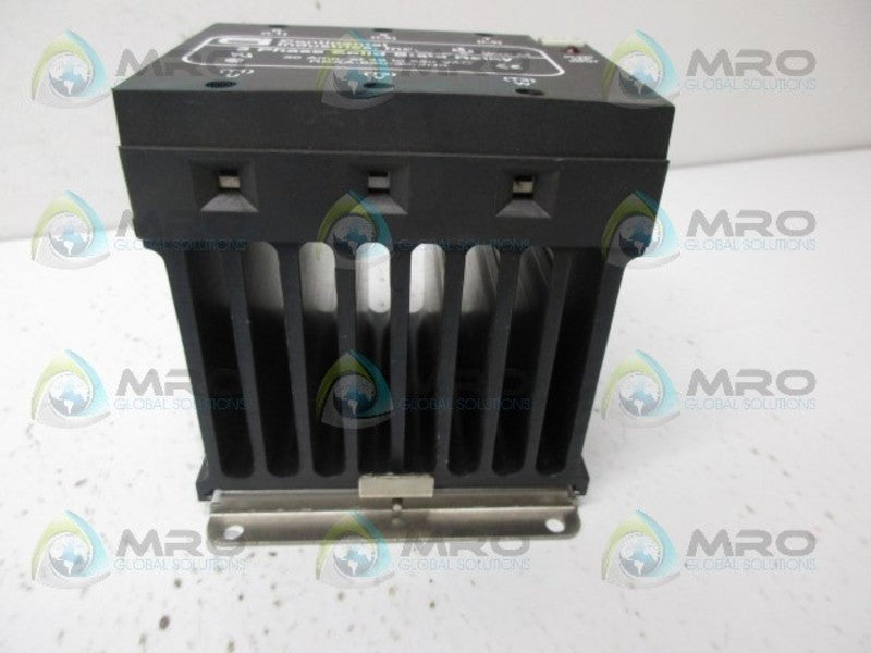 CONTINENTAL INDUSTRIES RSAA-660-30-3DO 3PHASE SOLID STATE RELAY UNMP