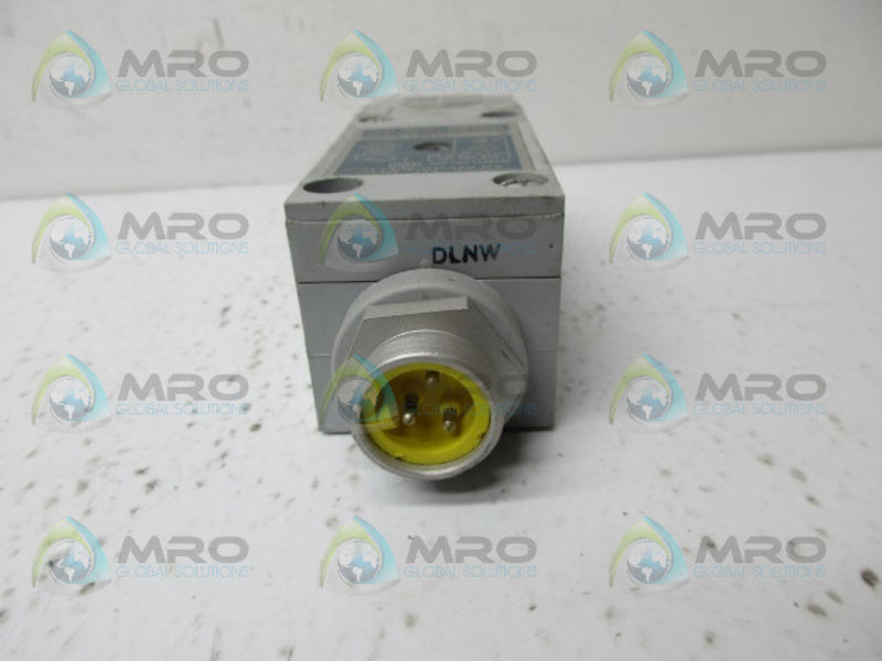 INDUSTRIAL SPARE PART 802PR-LBAE1 SER.D PROXIMITY LIMIT SWITCH UNMP