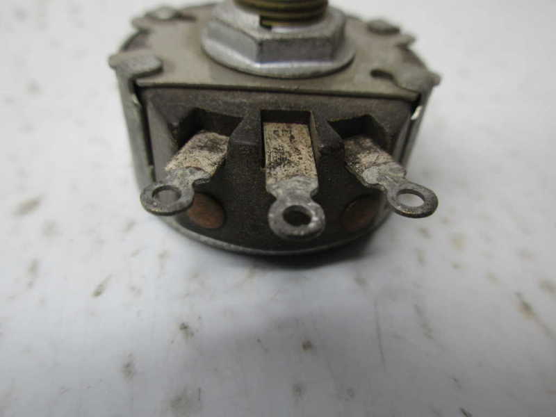 MALLORY R1000L POTENTIOMETER UNMP