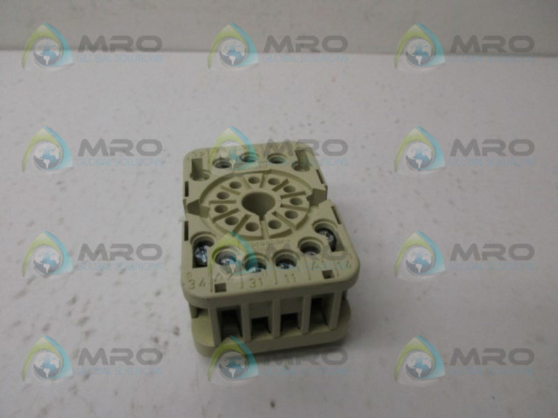 SPRECHER+SCHUH CH1-T3W RELAY BASE NSNP