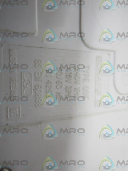 SQUARE D QOE 240V CIRUCIT BREAKER UNMP