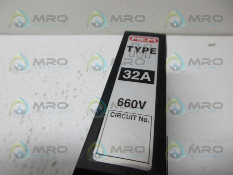 MEM M 32A 660V FUSE HOLDER NSNP