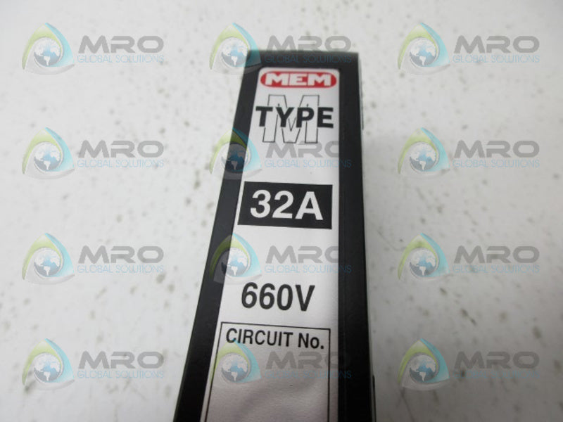 MEM TYPE M 32A 660V FUSE HOLDER NSNP