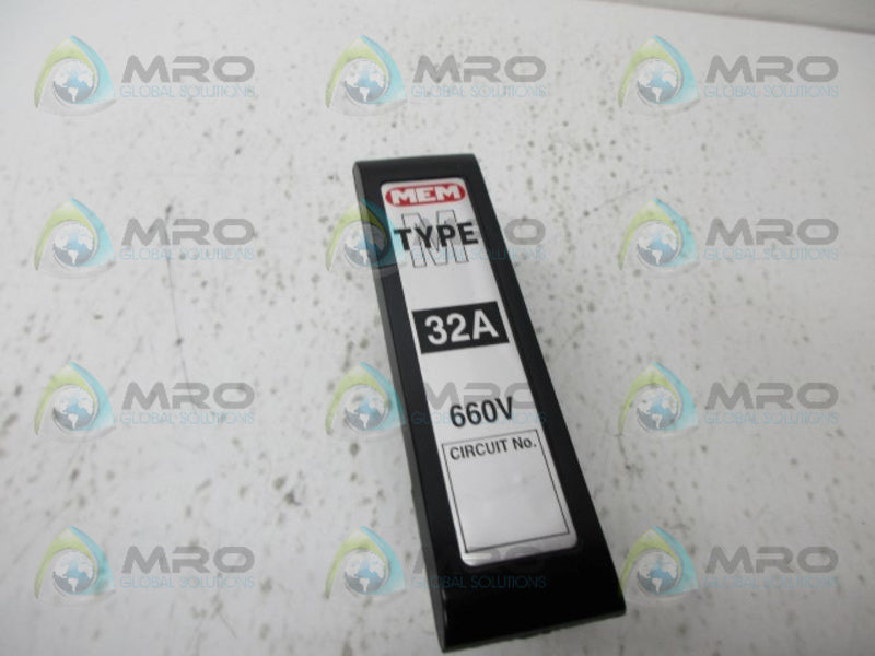 MEM M 32A 660V FUSE HOLDER NSNP