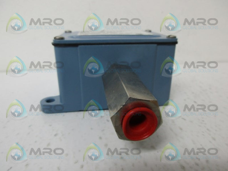 UNITED  ELECTRIC J6 274 PRESSURE SWITCH NSNP