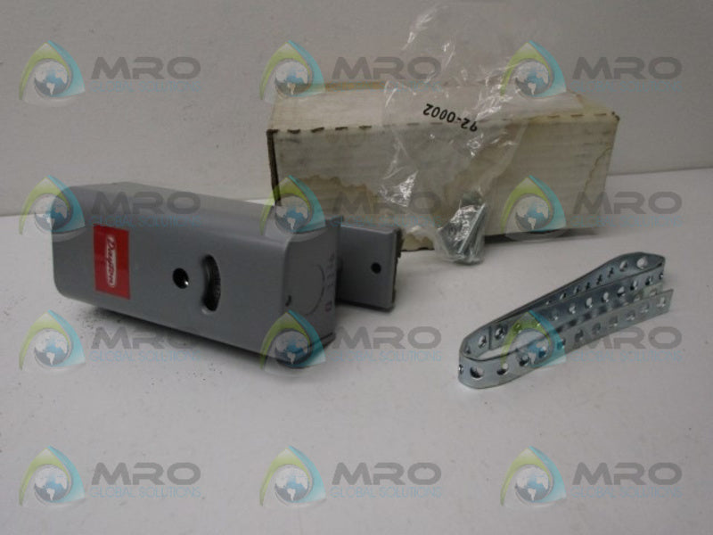 DAYTON 2E145 HOT WATER CONTROL SURFACE NSMP