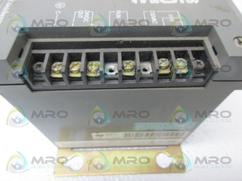 TEXAS INSTRUMENTS 305-02B PROGRAMMABLE CONTROLLER UNMP