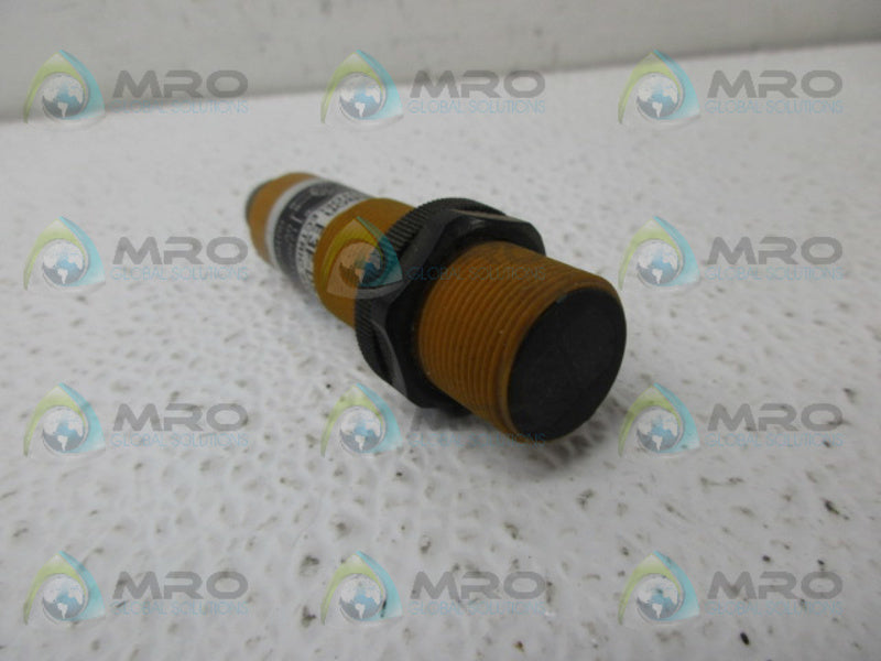 OMRON E3F-DS10B4-P1 PHOTOELECTRIC SWITCH UNMP