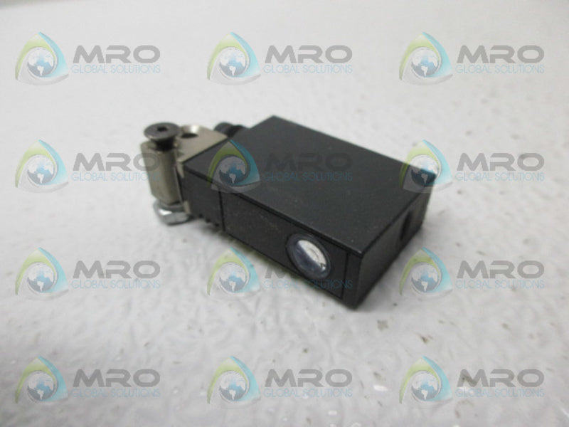 IFM EFECTOR OJ5042 PHOTOELECTRIC SENSOR UNMP