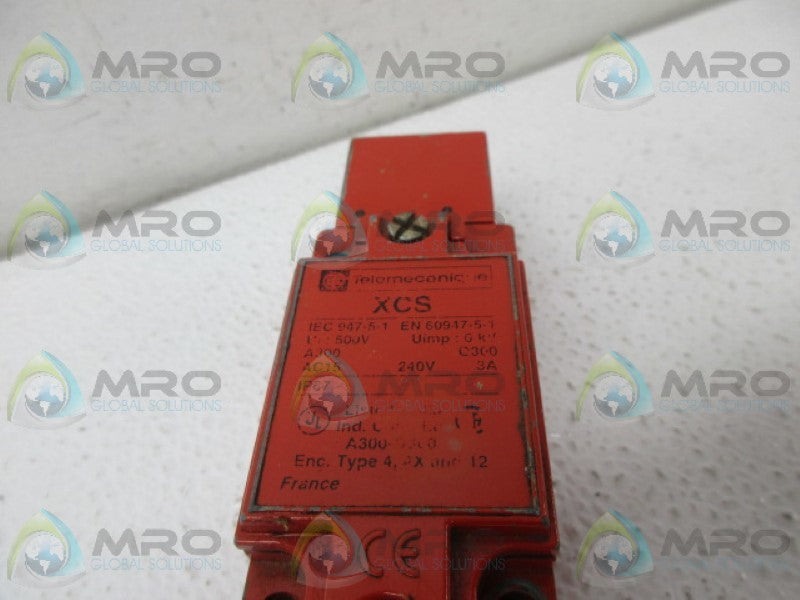 TELEMECANIQUE XCS INTERLOCK SWITCH UNMP