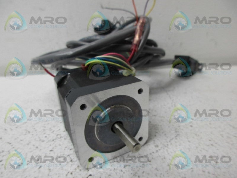 ORIENTAL MOTOR PK245-02AA PHASE STEPPING STEPPER MOTOR UNMP