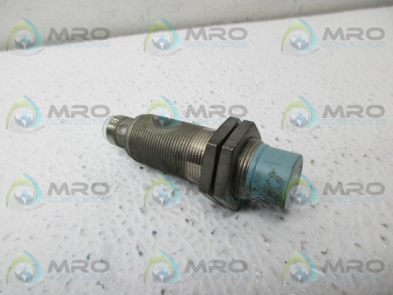 SIEMENS 3RG4023-3KB00 INDUCTIVE PROXIMITY SENSOR UNMP