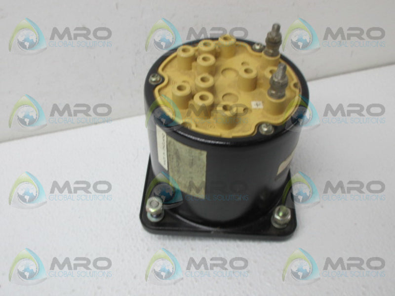CROMPTON 077-11VA-NLNL PANEL METER 0-30VDC UNMP