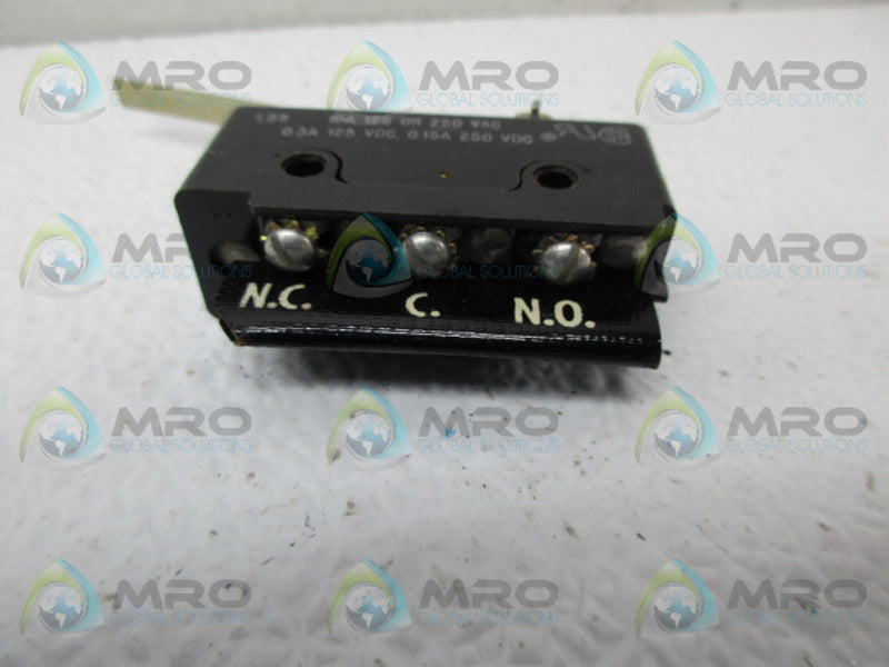 MICRO SWITCH DT-2RV3-A7 LIMIT SWITCH UNMP