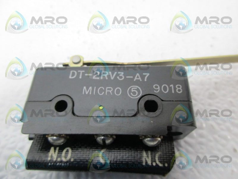 MICRO SWITCH DT-2RV3-A7 LIMIT SWITCH UNMP