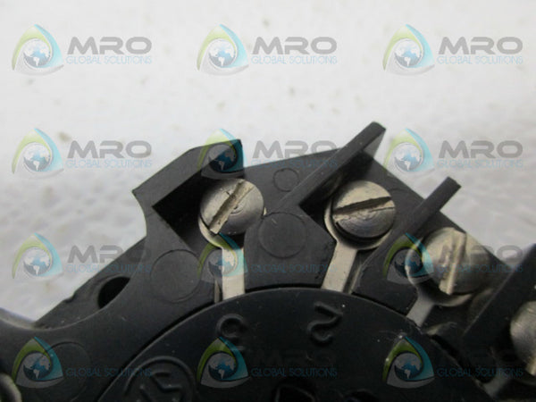 CUSTOM CONNECTOR RB11 RELAY SOCKET UNMP