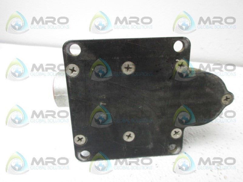 NAMCO EA08021100 SNAP LOCK LIMIT SWITCH *USED*