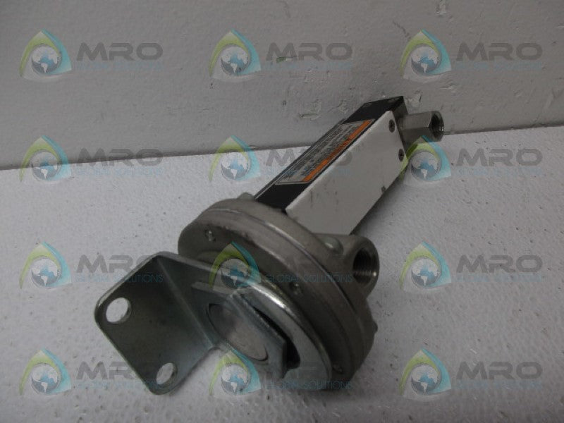 BROOKS 1350EBA7CJV1A FLOW METER NSNP