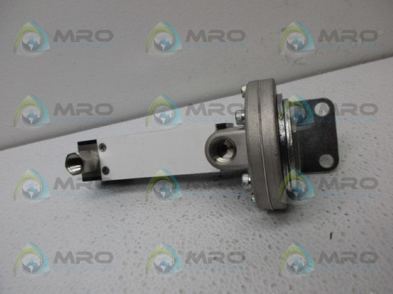 BROOKS 1350EPC4HJV1A FLOW METER NSNP