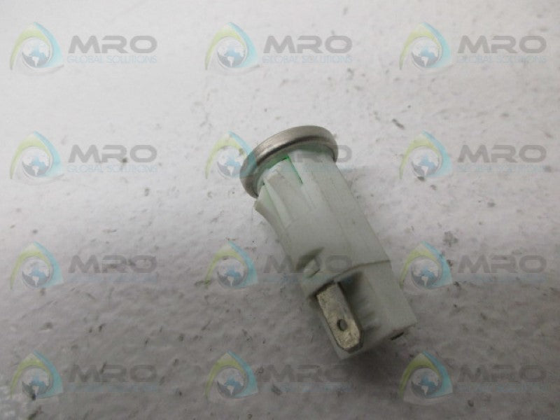 CHICAGO MINIATURE 1032QD5 GREEN LAMP INDATOR  UNMP