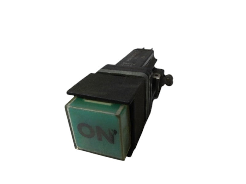 INDUSTRIAL SPARE PART 800MR-FXP16X SER. D PUSHBUTTON (AS PICTURED)  UNMP