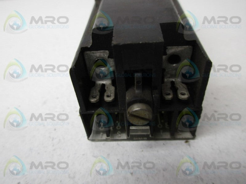 INDUSTRIAL SPARE PART 800MR-FXP16X SER. D PUSHBUTTON (AS PICTURED)  UNMP