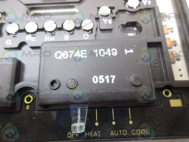 HONEYWELL Q674E1049 HEAT/COOL SUBBASE  NSNP