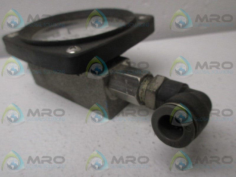 MID-WEST 120SA-02-FO PRESSURE GAUGE 0-15 PSID  UNMP