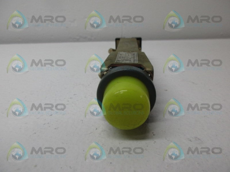 FUJI ELECTRIC SL102Y SIGNAL LAMP  UNMP