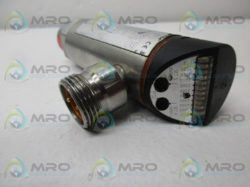 IFM EFECTOR PB4310 PRESSURE SENSOR  UNMP