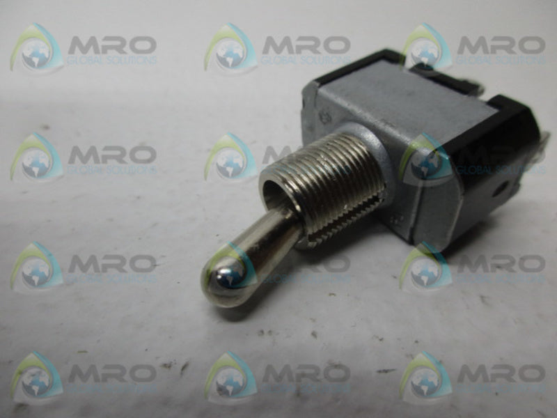 CUTLER HAMMER 1335 SWITCH  UNMP