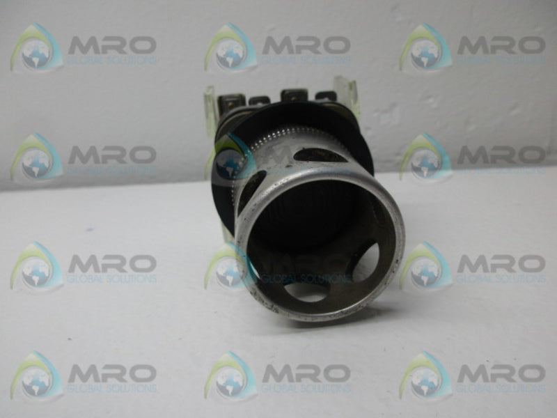 ALLEN BRADLEY 800T-A2B SER.B PUSHBUTTON  UNMP