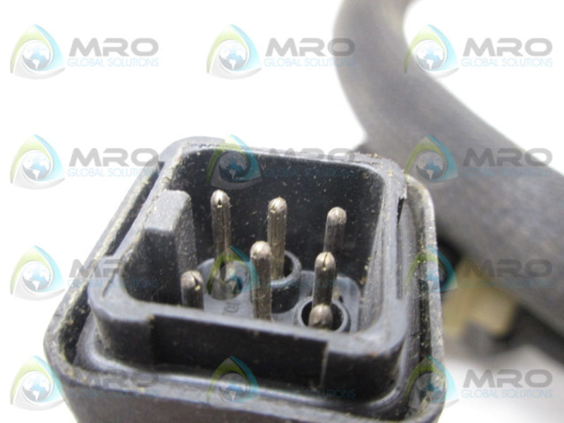 INDUSTRIAL SPARE PART 272839D UNMP
