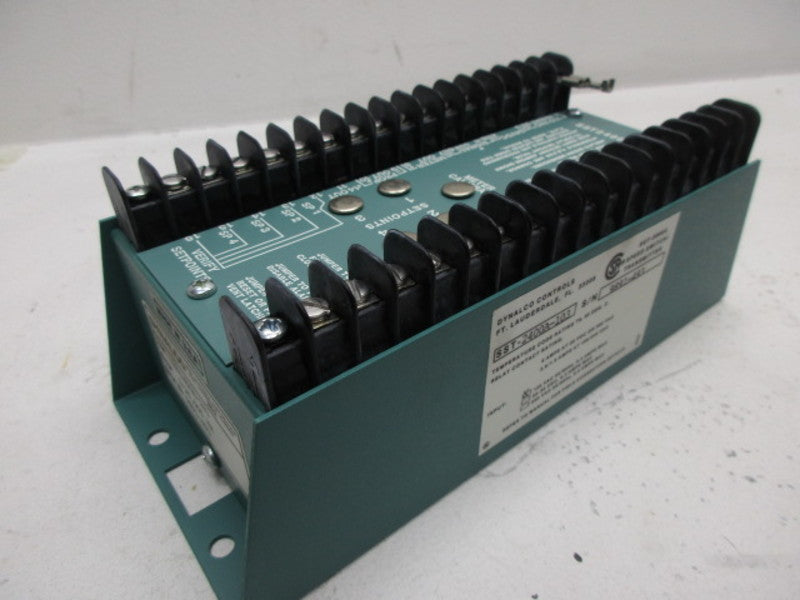 DYNALCO SST2400A-103 SPEED SWITCH  NSNP IN  BOX